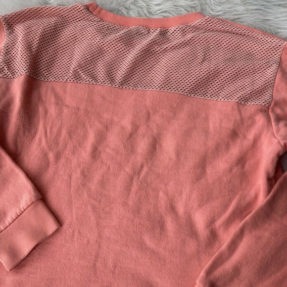 PINK Victoria’s Secret Sweatshirt Sz M Pink LS Crop Top Mesh Back Trendy Teens - Picture 7 of 10